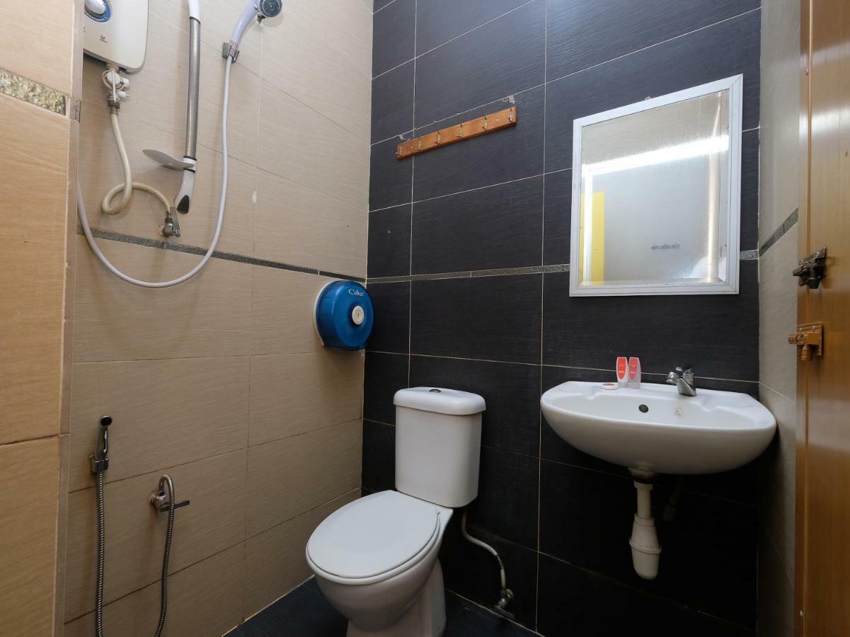 Oyo 1190 Nice Stay Hotel Raub Exterior foto